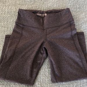 ON compression capris